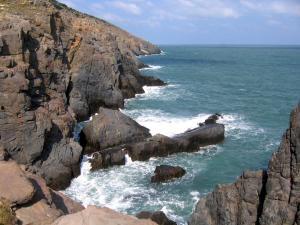 泥泞礁岛,探险者的惊险之旅